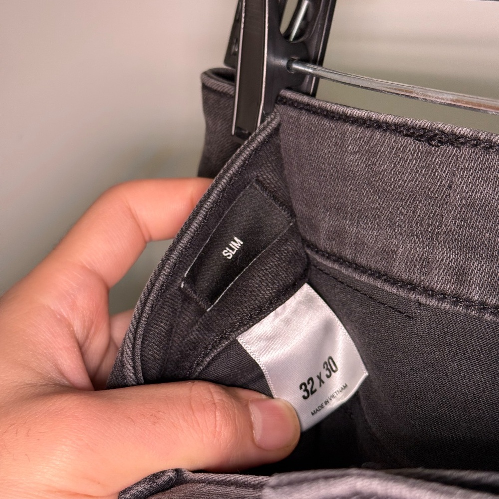 Express Jeans - Picture 2 of 4